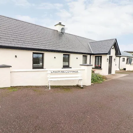 Laharn Holiday home